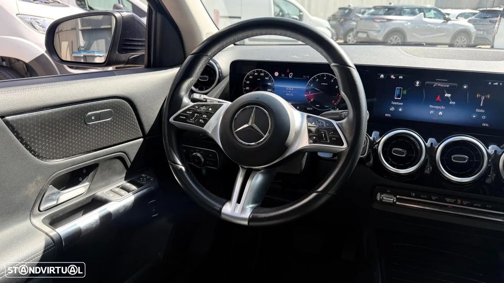 Mercedes-Benz GLA 200 Progressive - 16