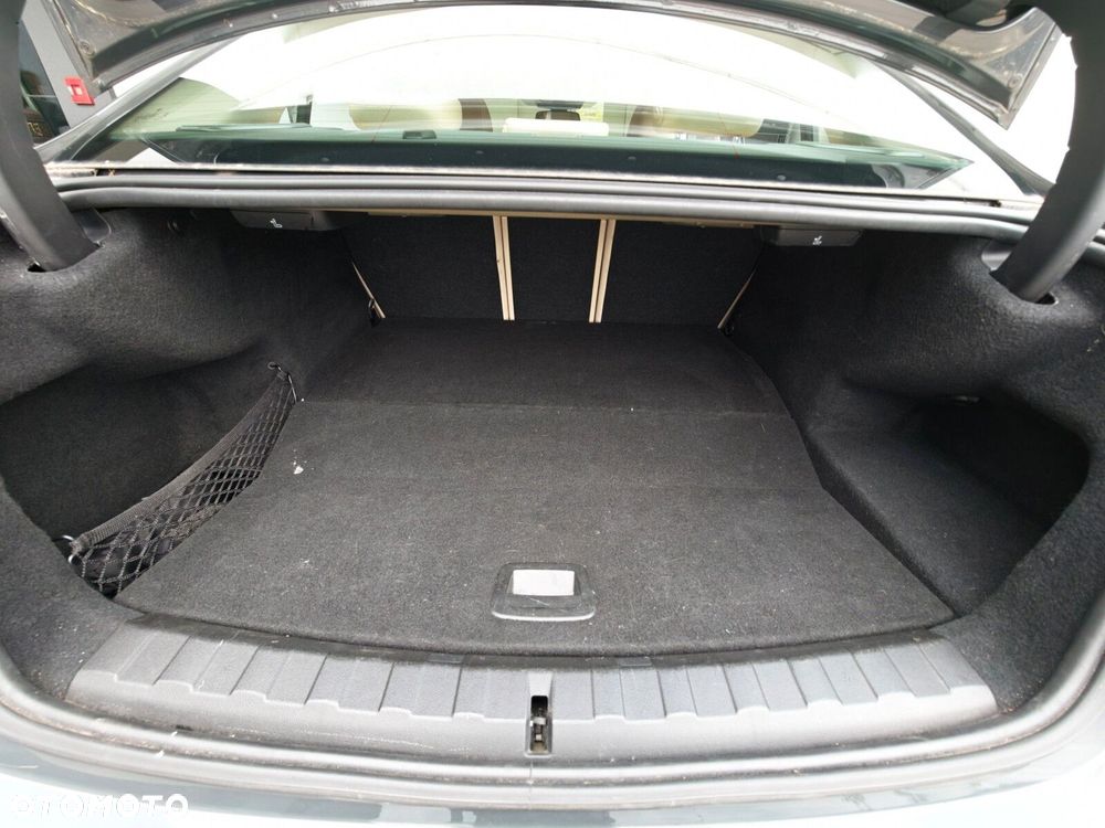 BMW Seria 3 - 27