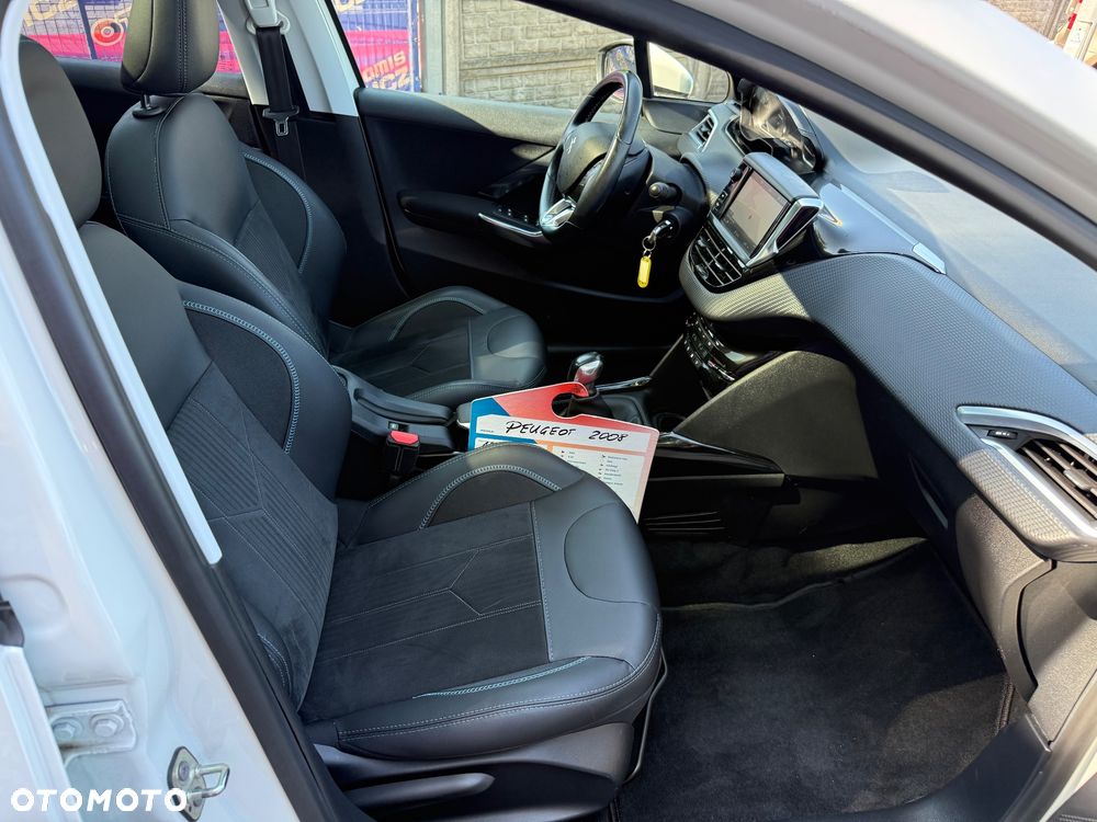 Peugeot 2008 PureTech 110 Stop&Start GT-Line Edition - 10
