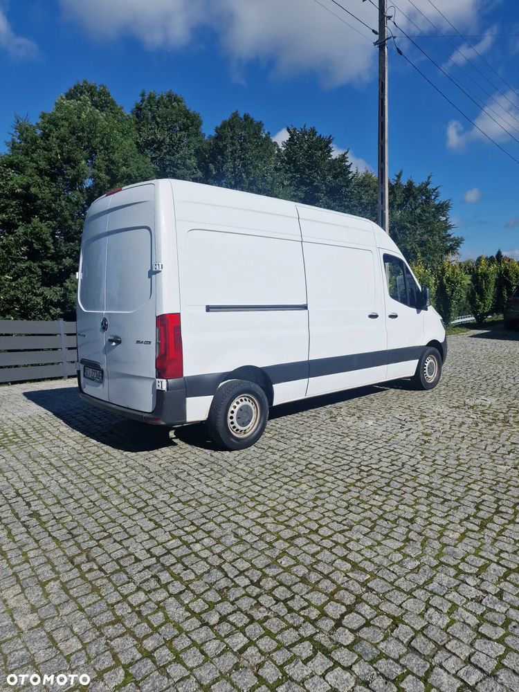 Mercedes-Benz Sprinter - 6