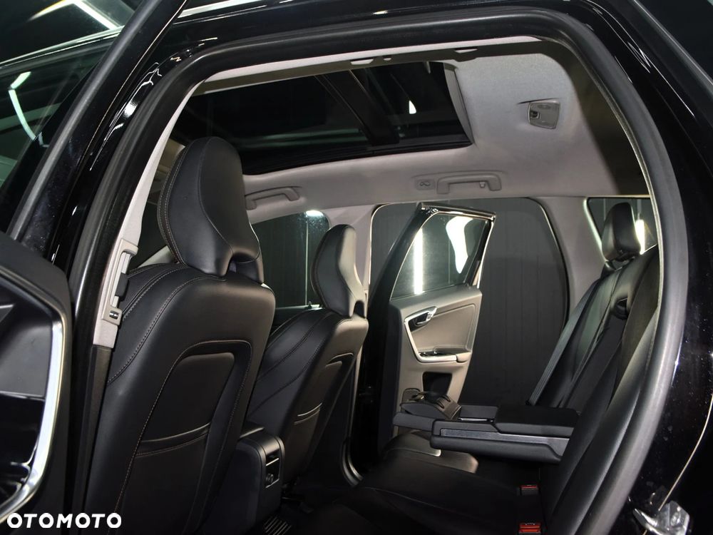 Volvo XC 60 D4 SCR AWD Inscription - 10