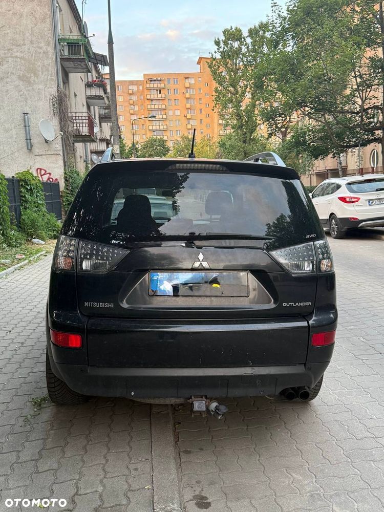 Mitsubishi Outlander 2.0 DID Intense - 5