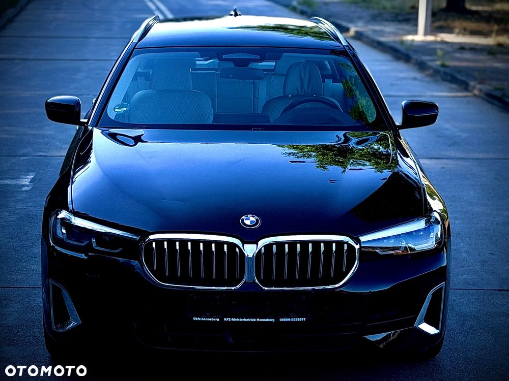 BMW Seria 5 540d xDrive Luxury Line - 7