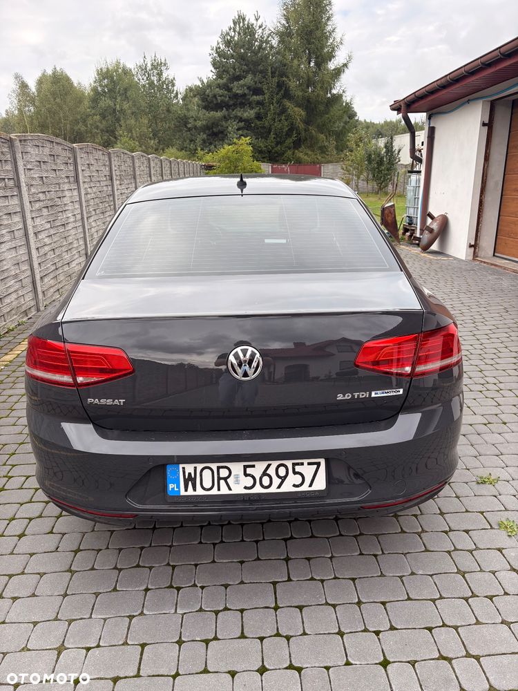 Volkswagen Passat - 5