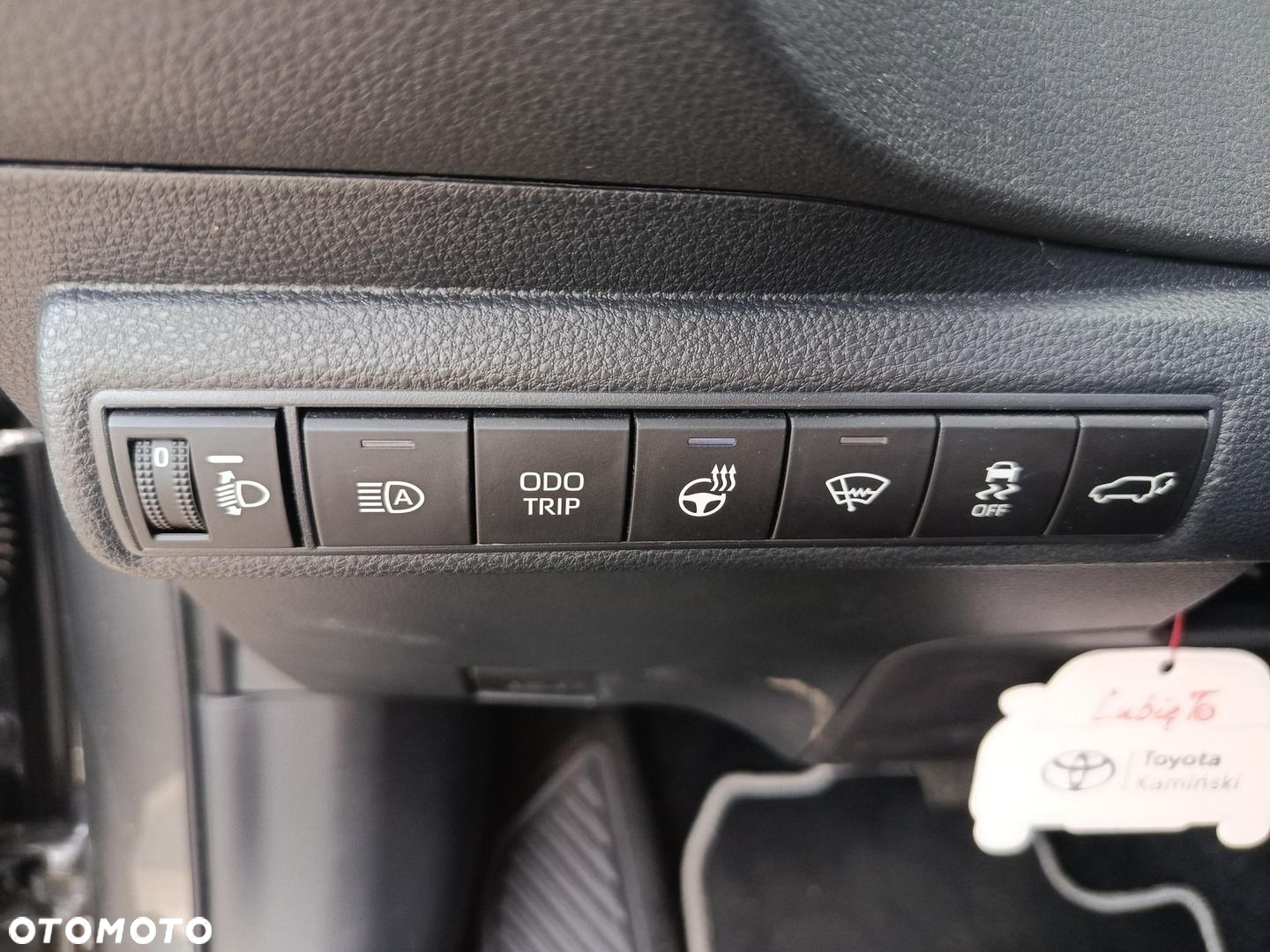 Toyota Corolla - 21
