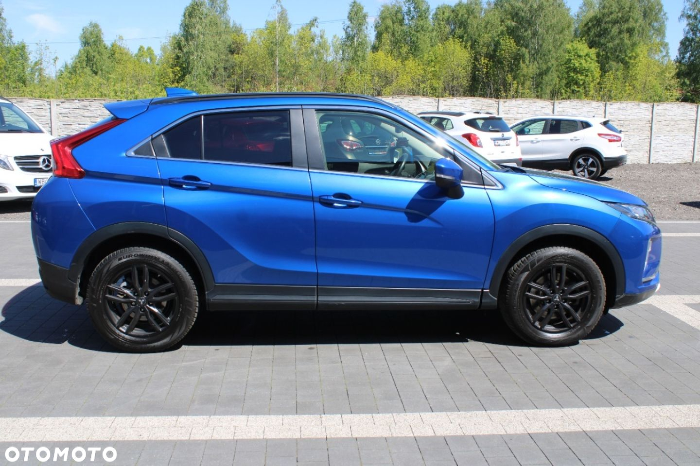 Mitsubishi Eclipse Cross - 12