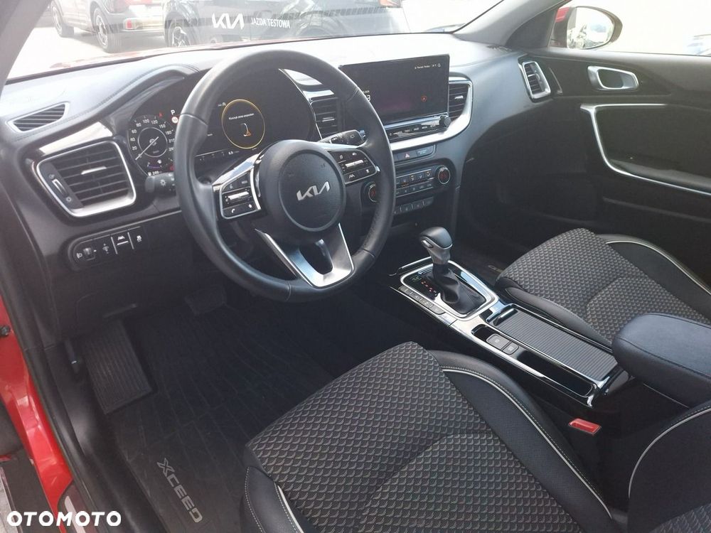 Kia XCeed 1.5 T-GDI Business Line DCT - 9