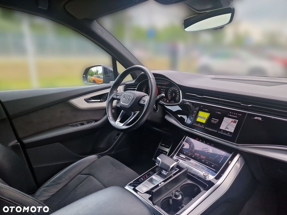 Audi Q7 - 10