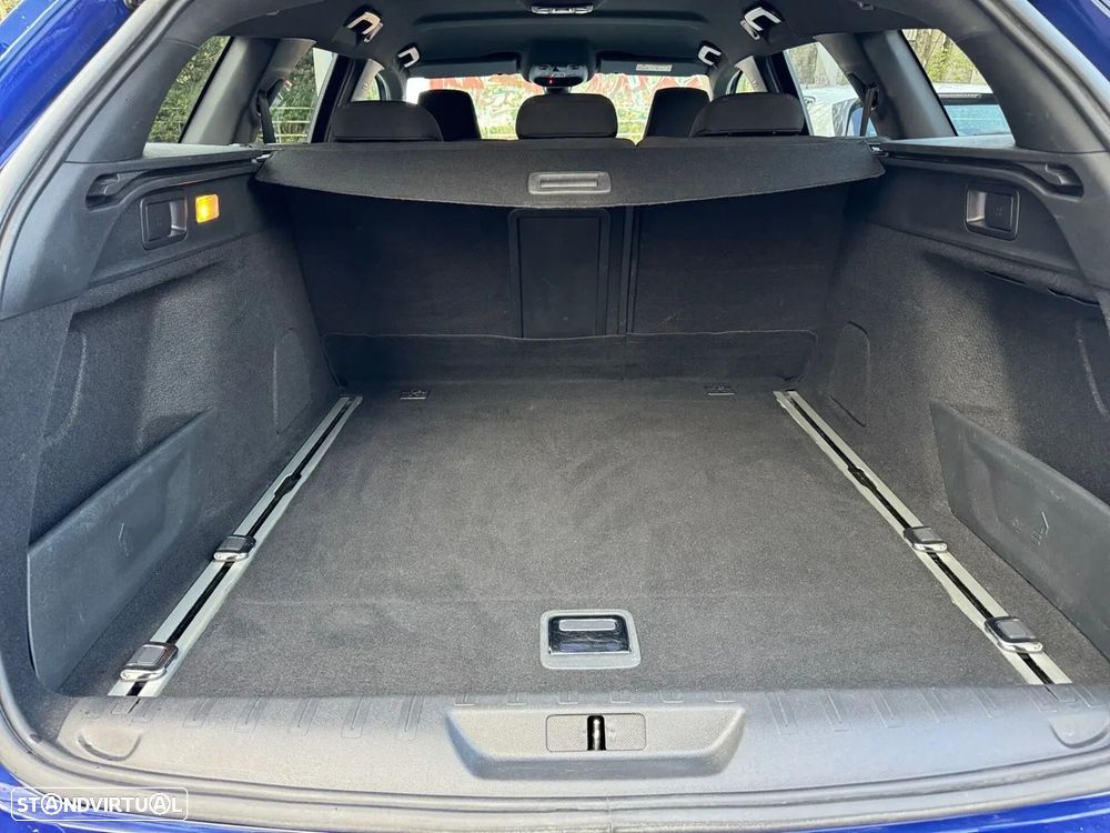 Peugeot 308 SW - 11