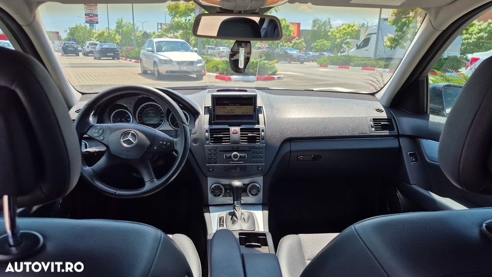 Mercedes-Benz C 200 CGI Automatik BlueEFFICIENCY Avantgarde - 30