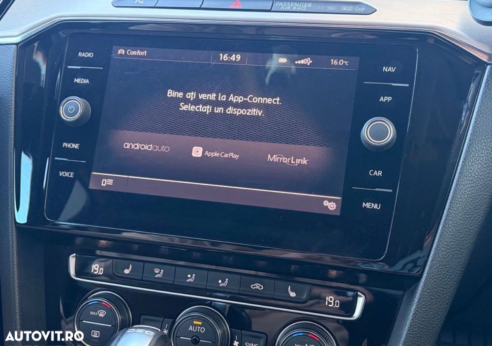 Volkswagen Passat - 8