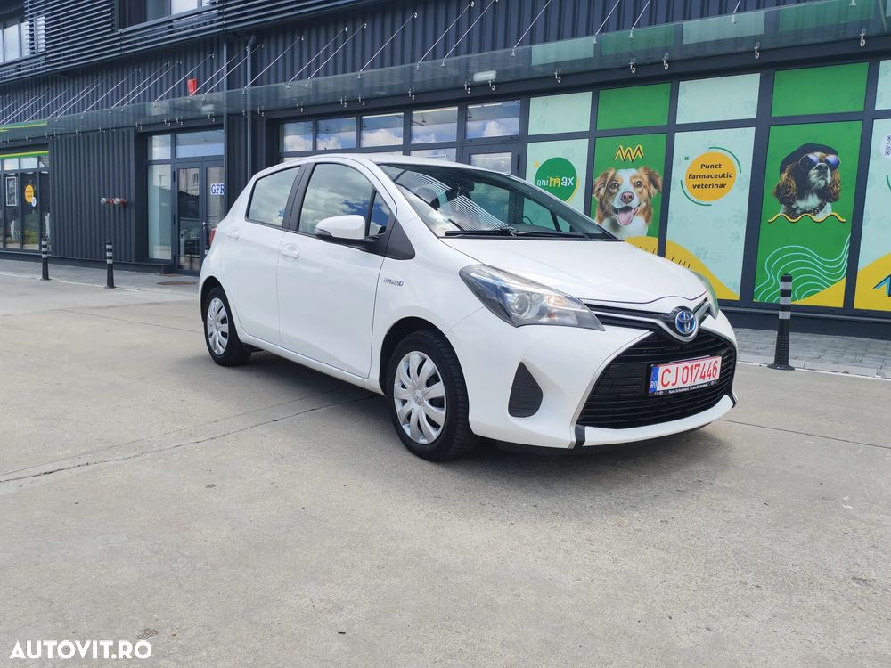 Toyota Yaris 1.5 VVT-i HSD Luna - 4