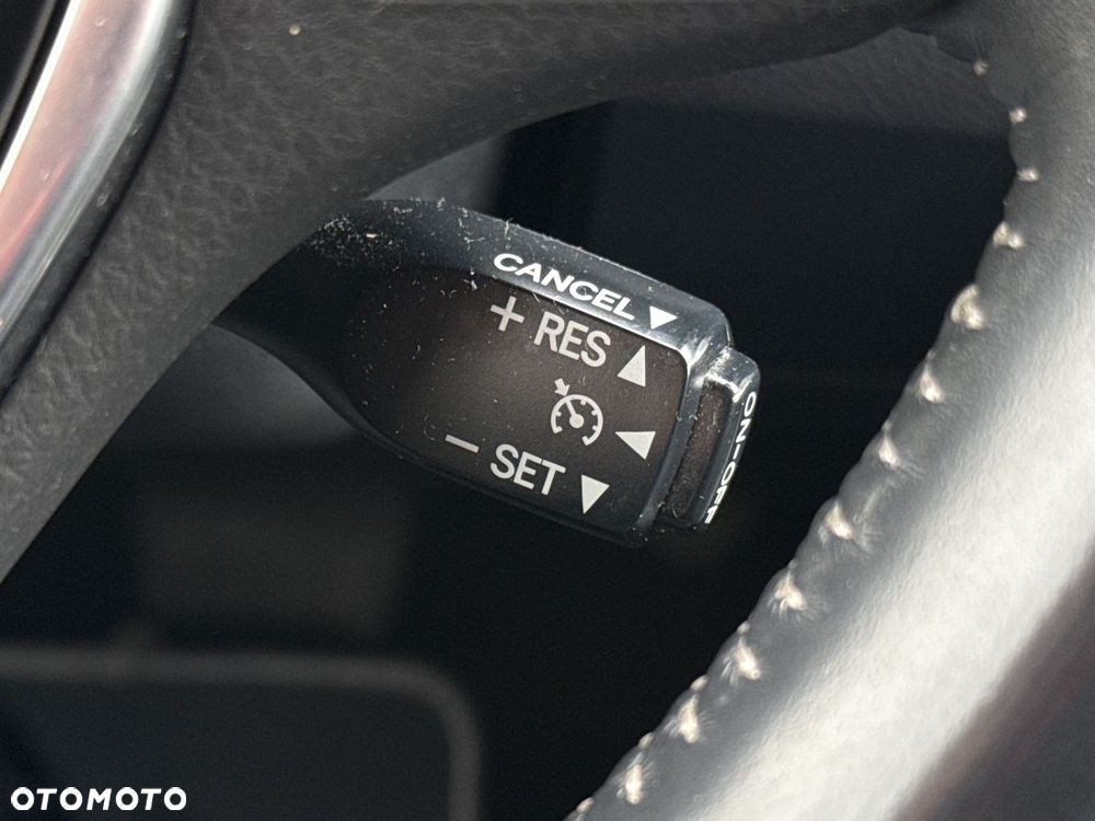 Toyota Auris - 21