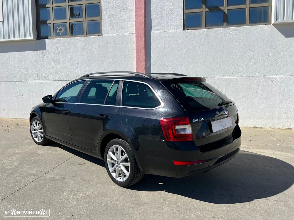 Skoda Octavia Break 1.6 TDI DPF Elegance - 19