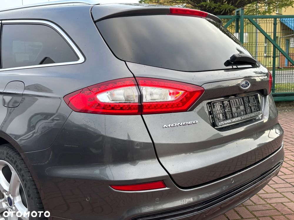 Ford Mondeo 2.0 EcoBlue Titanium - 12