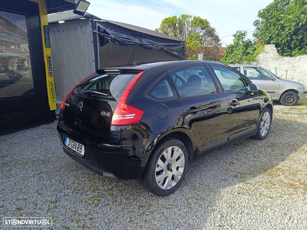 Citroën C4 1.6 HDi Exclusive - 17