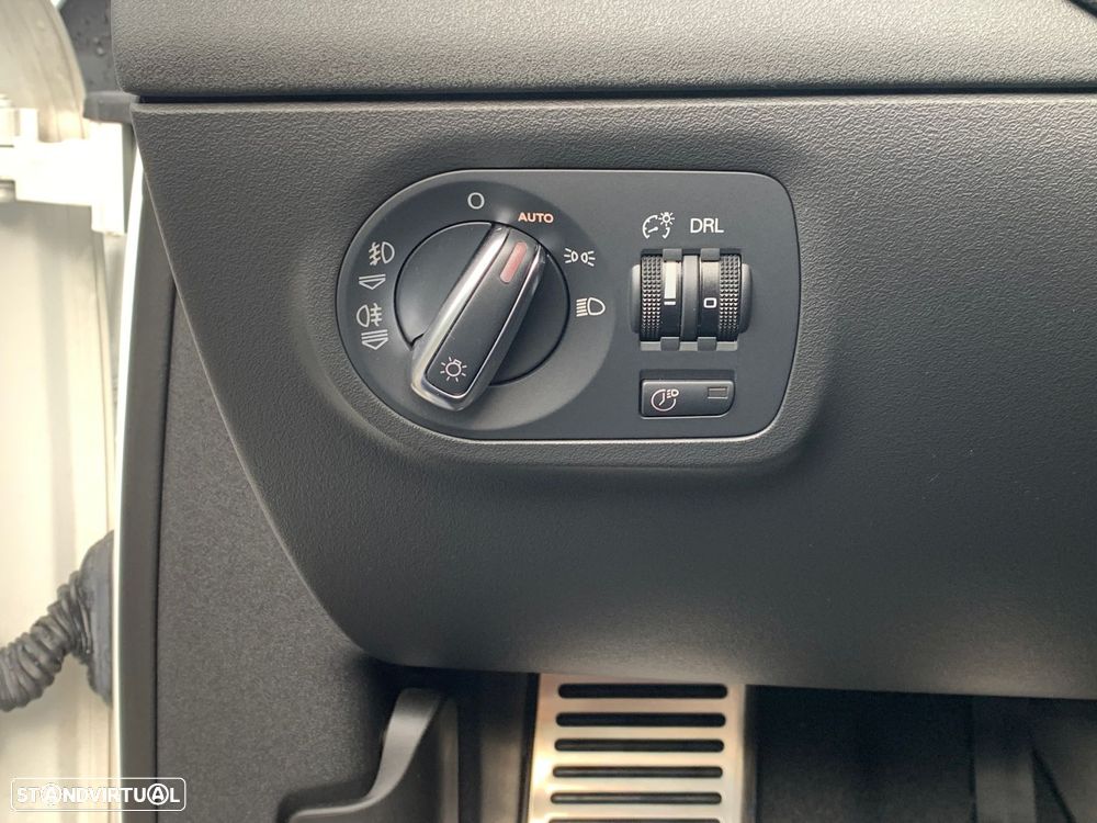 Audi TT Roadster 2.0 TFSi S-line - 30