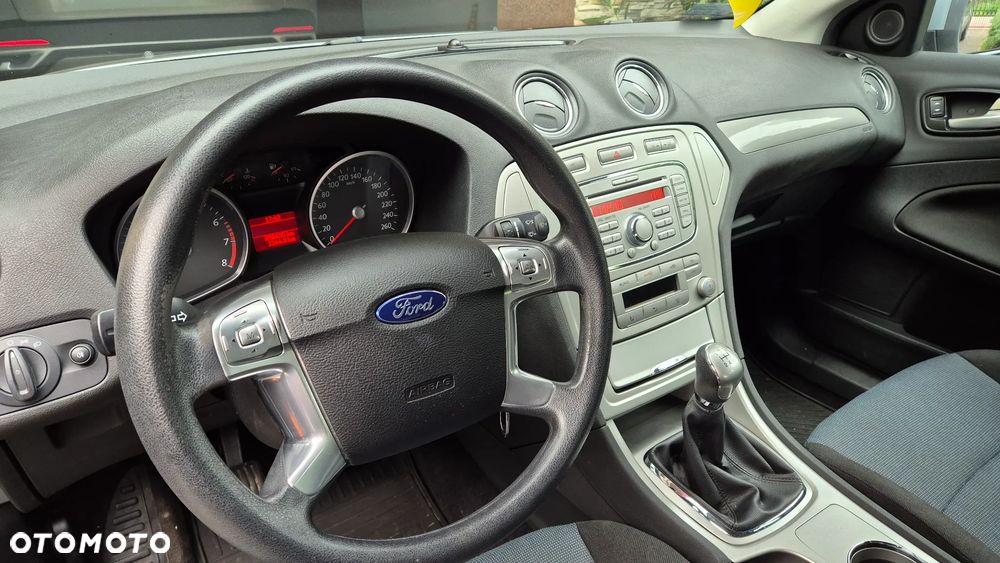 Ford Mondeo 1.6 Silver X - 8