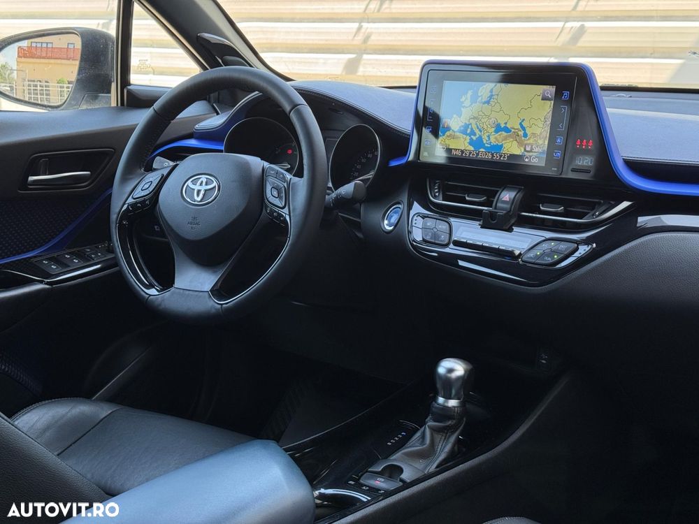Toyota C-HR - 8