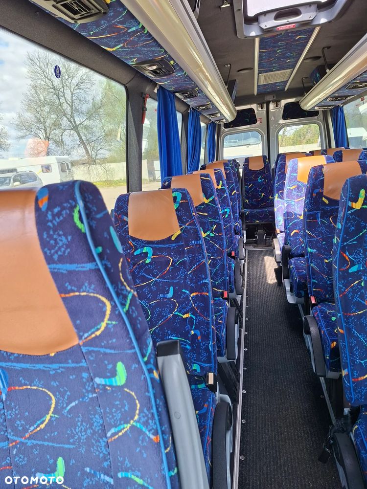 Mercedes-Benz Sprinter 20+1 miejsc - 6