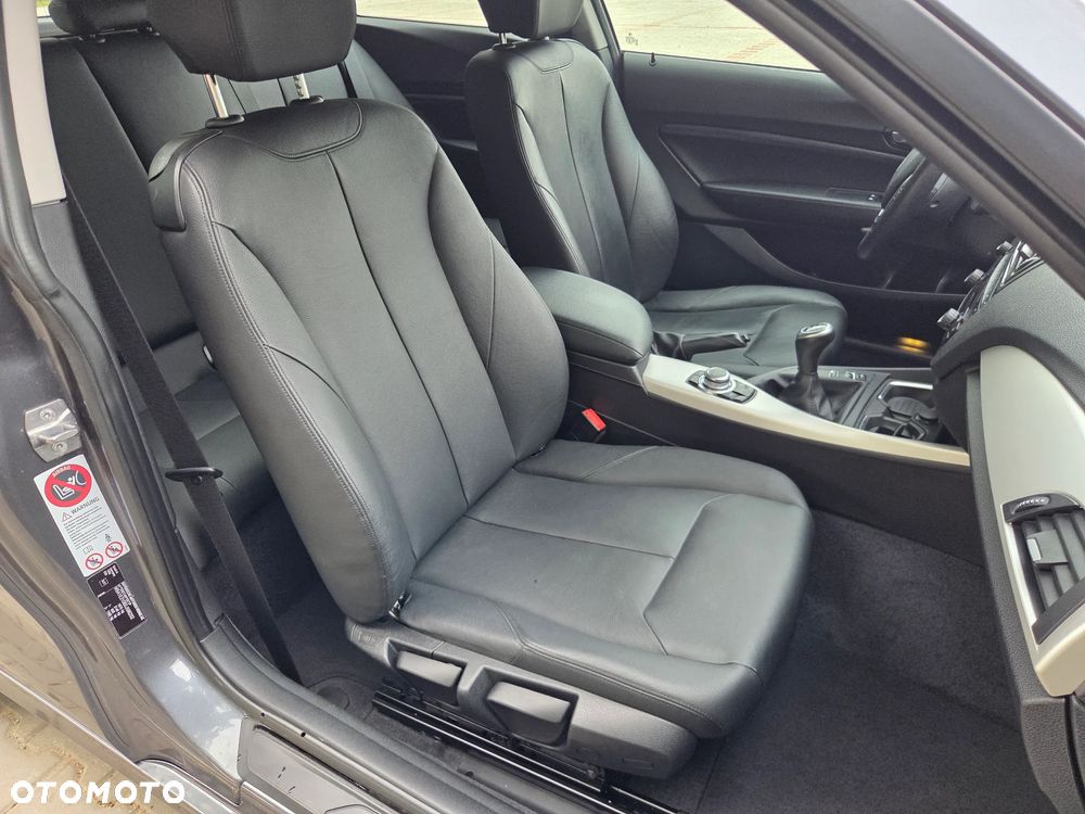 BMW Seria 1 120d BluePerformance Sport Line - 27