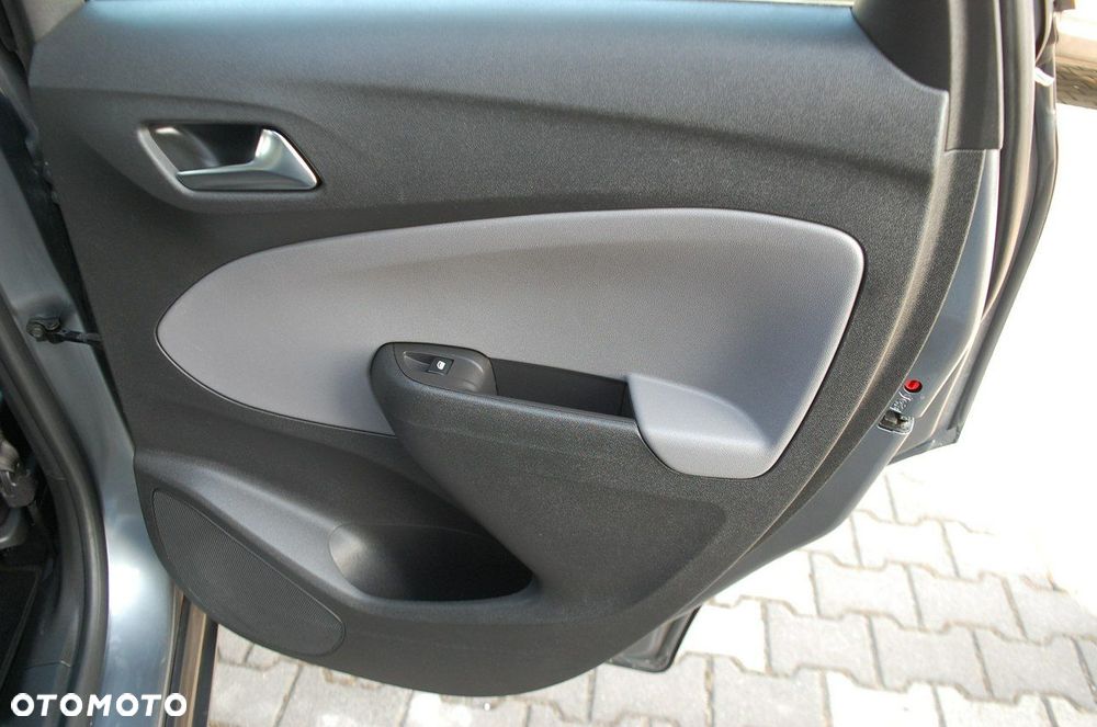 Opel Crossland X - 32
