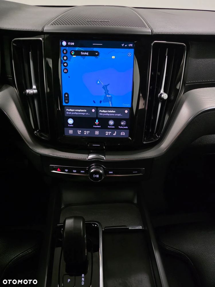 Volvo XC 60 B4 D Ultimate Dark - 10