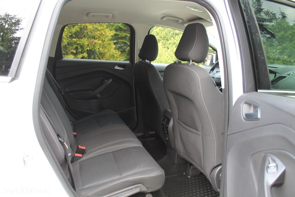 Ford Kuga 2.0 TDCi 2x4 Cool & Connect - 23