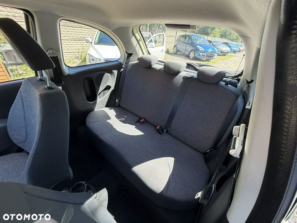 Nissan Micra - 12