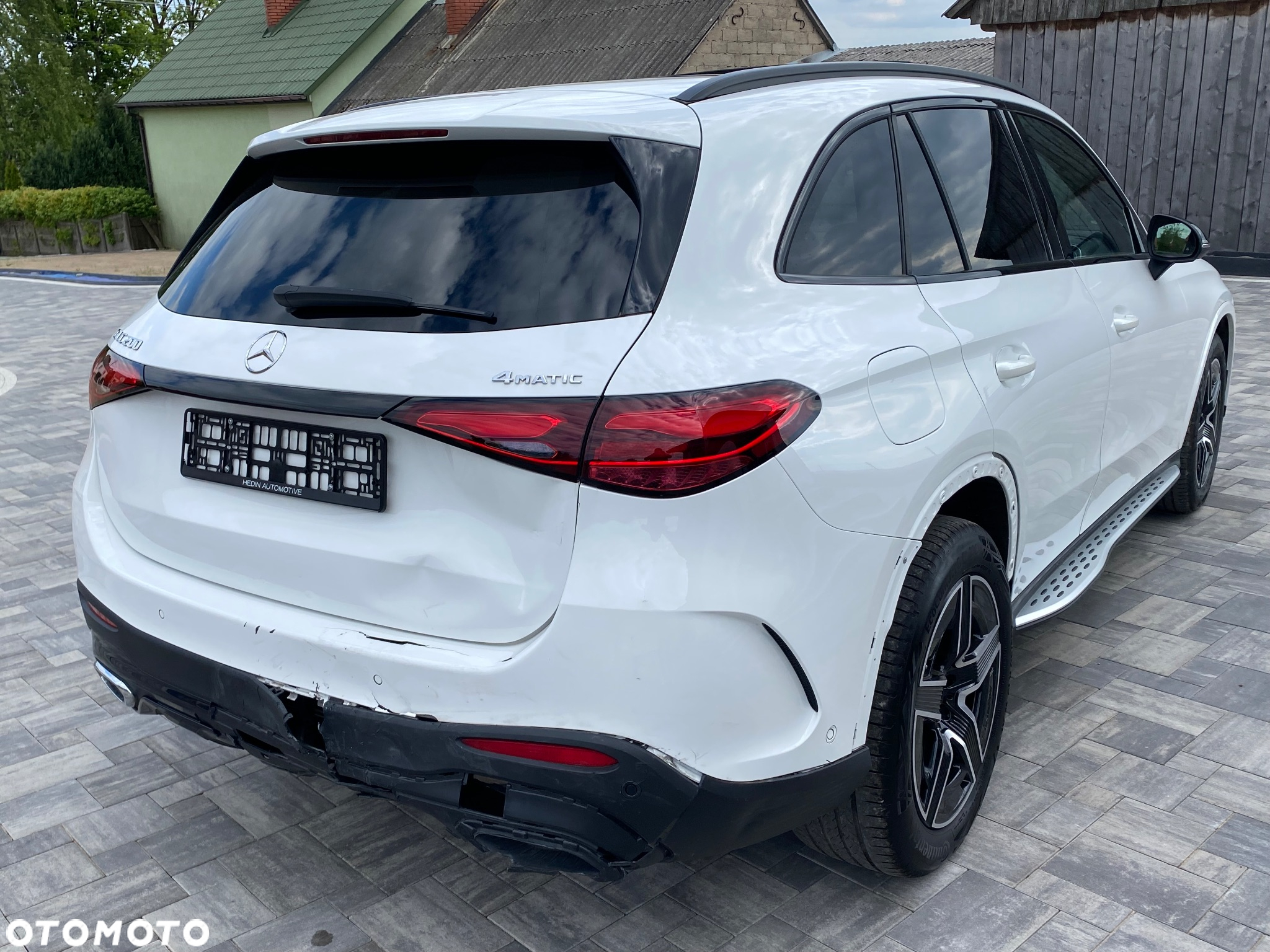 Mercedes-Benz GLC 200 4Matic 9G-TRONIC AMG Line Advanced - 16