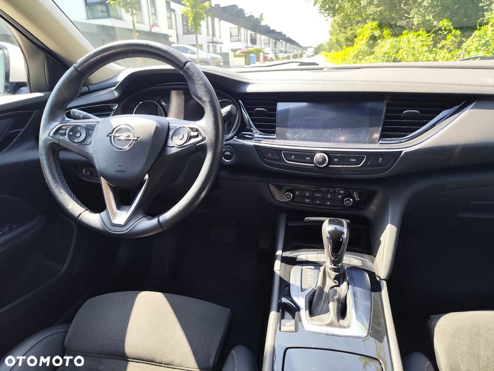 Opel Insignia 1.5 T Elite S&S - 27