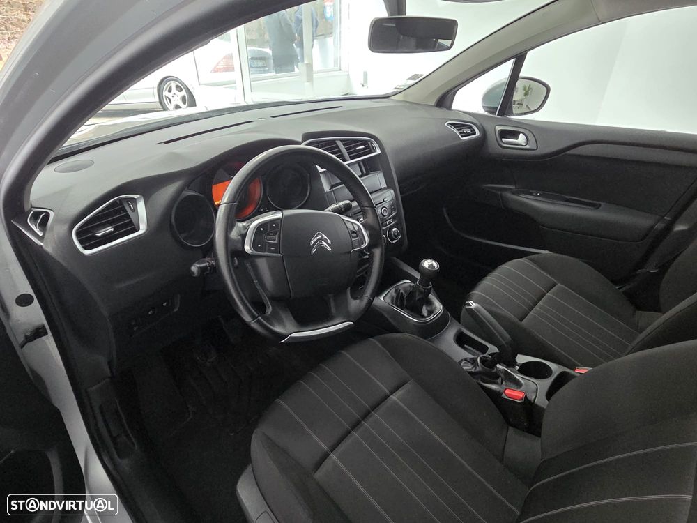 Citroën C4 1.6 HDi 110 SX - 5