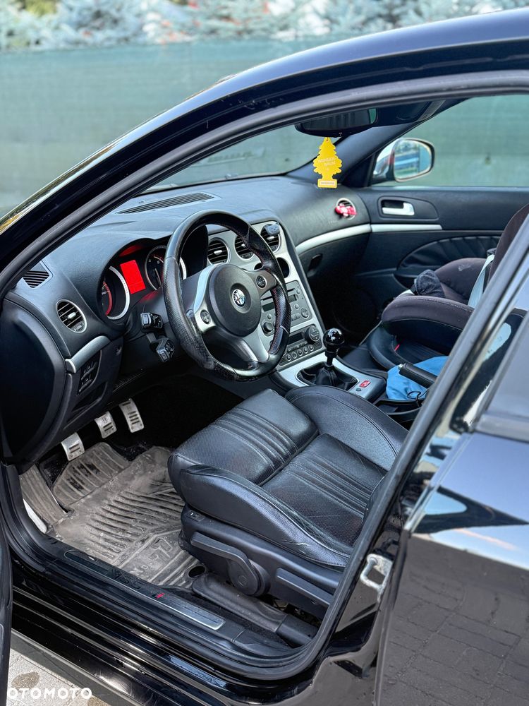 Alfa Romeo 159 2.4JTDM ti - 7