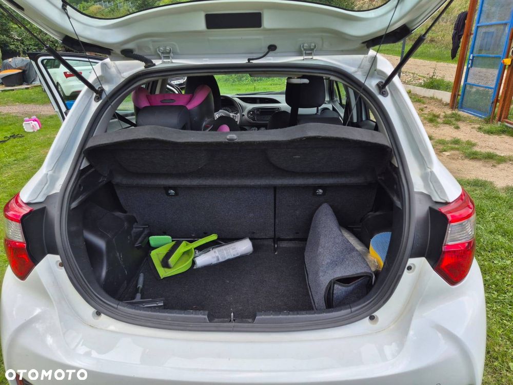 Toyota Yaris 1.5 Active - 8