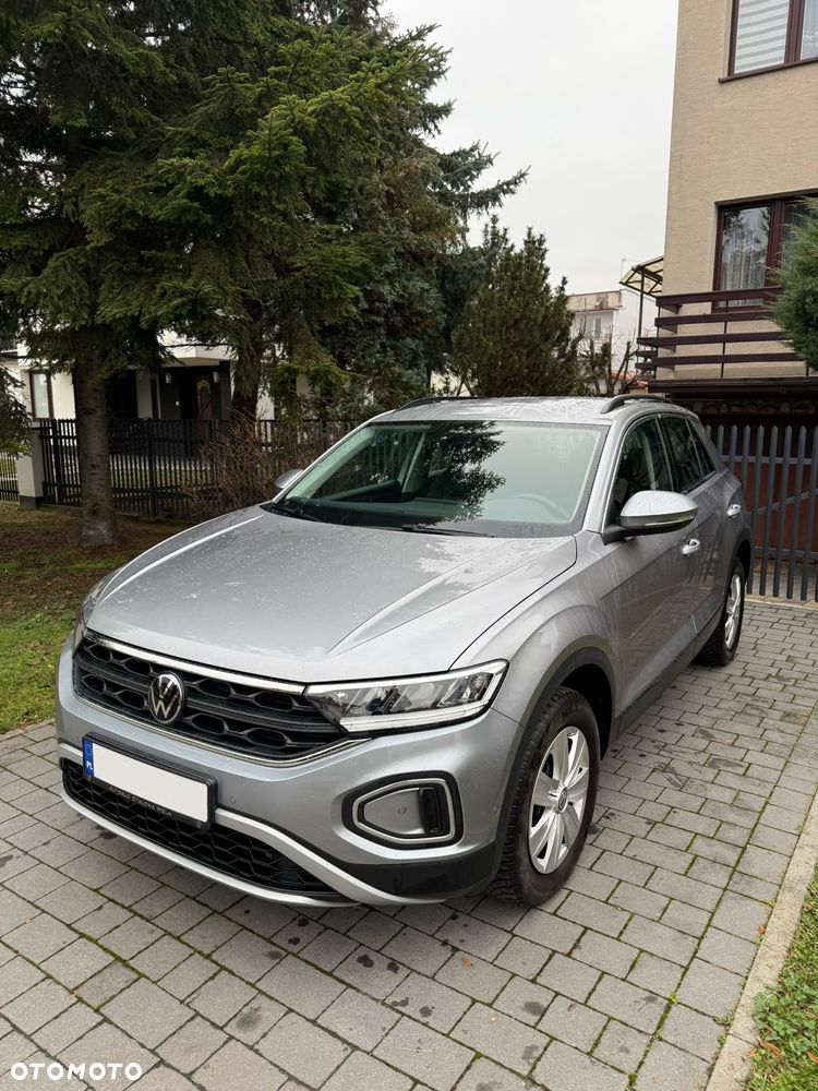 Volkswagen T-Roc ver-1-5-tsi-life - 1