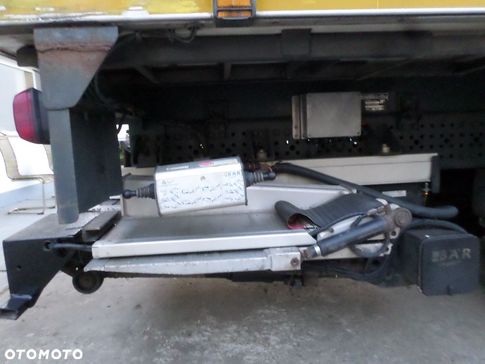 Mercedes-Benz Antos 1830 - 13