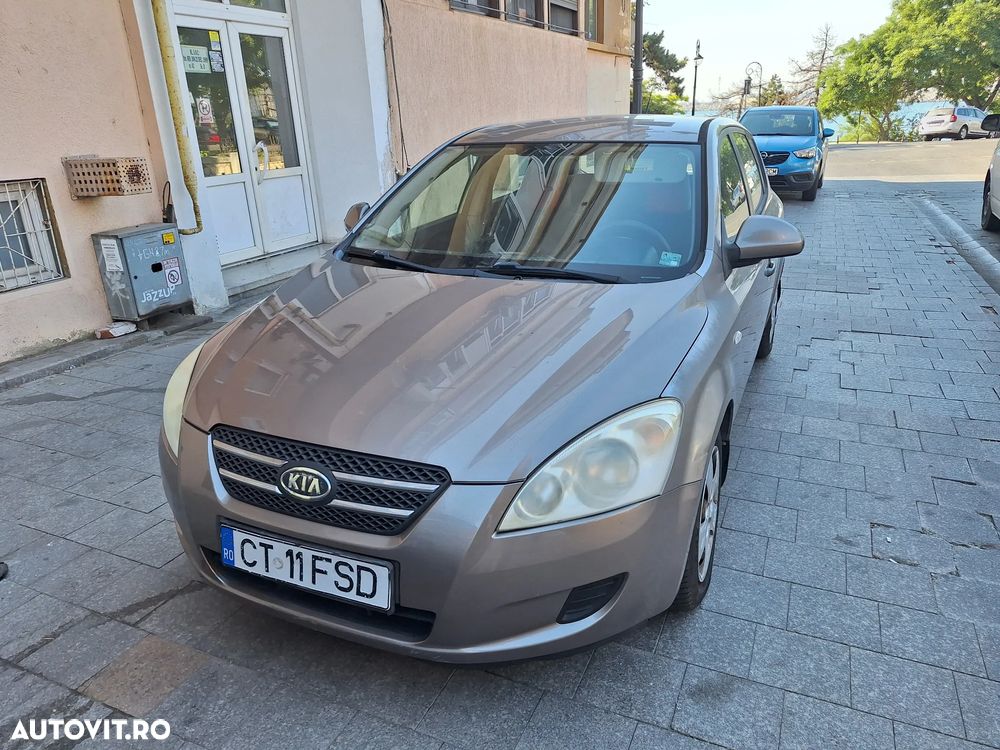 Kia Ceed - 3