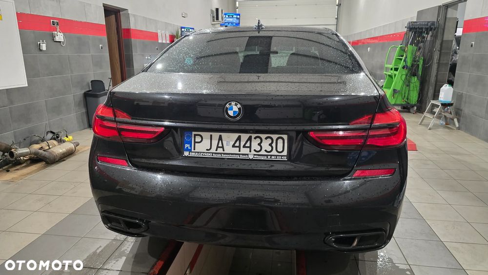 BMW Seria 7 740d xDrive - 5