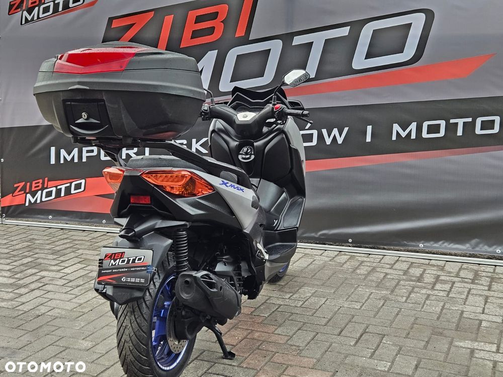 Yamaha X-max - 10