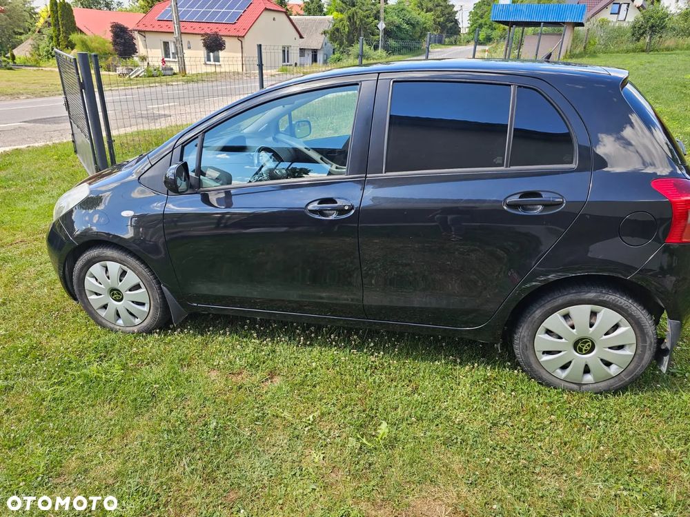 Toyota Yaris 1.3 VVT-i Sol - 6