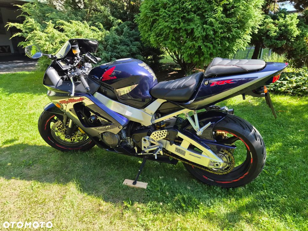 Honda CBR - 4