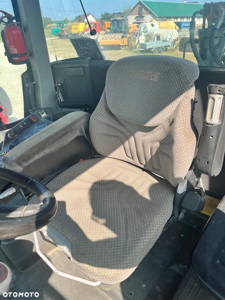 Claas xerion 3300 - 3