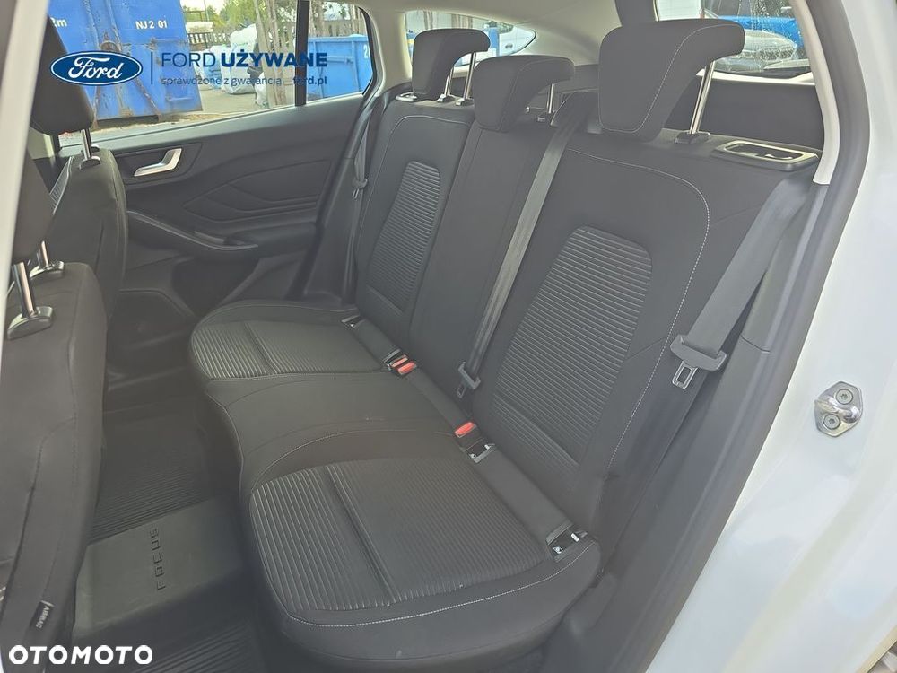 Ford Focus - 16