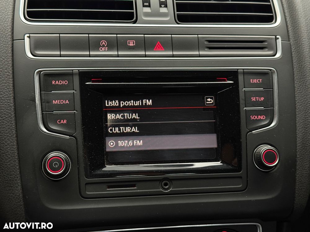 Volkswagen Polo - 12