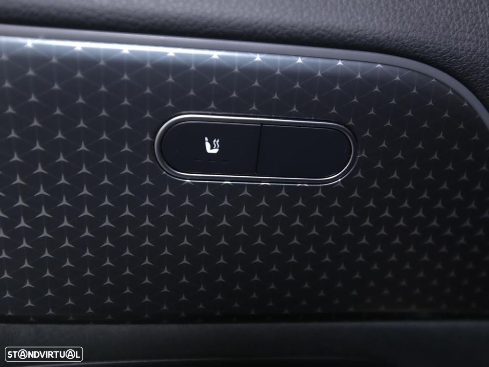 Mercedes-Benz EQA 350 4Matic AMG Line - 15