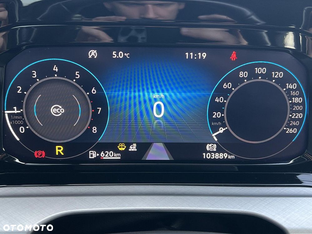 Volkswagen Golf - 11