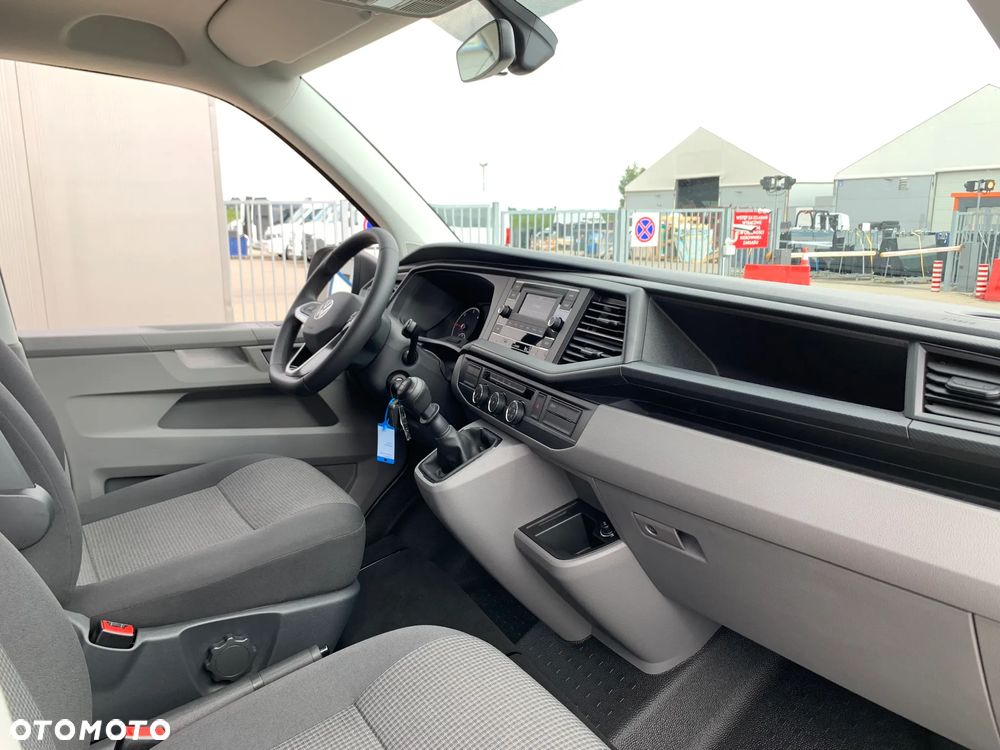 Volkswagen Transporter - 10