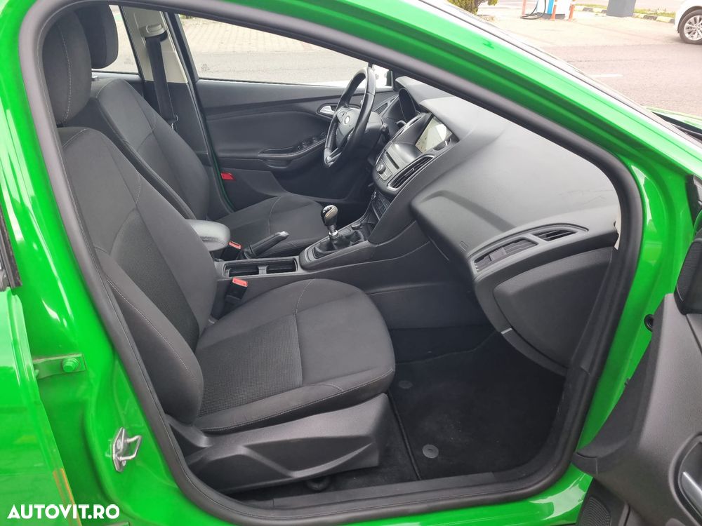 Ford Focus 1.5 TDCi Titanium - 9