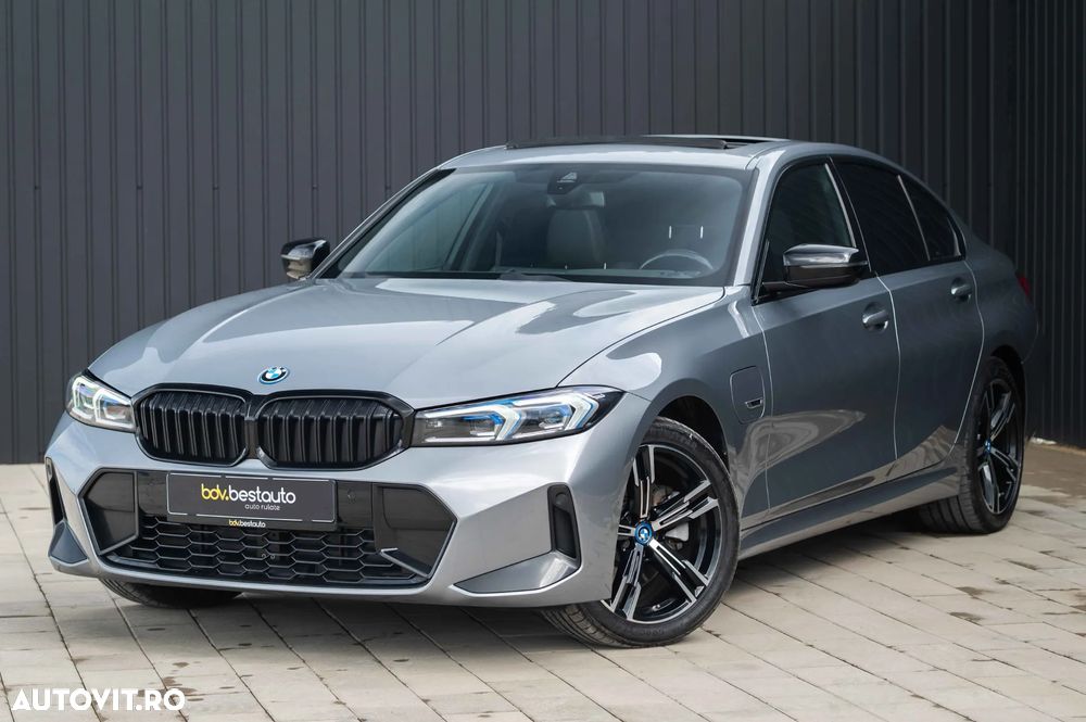 BMW Seria 3 330e Aut. M Sport - 21