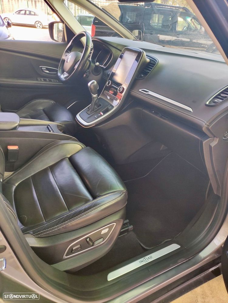 Renault Grand Scénic 1.6 dCi Bose Edition EDC SS - 19